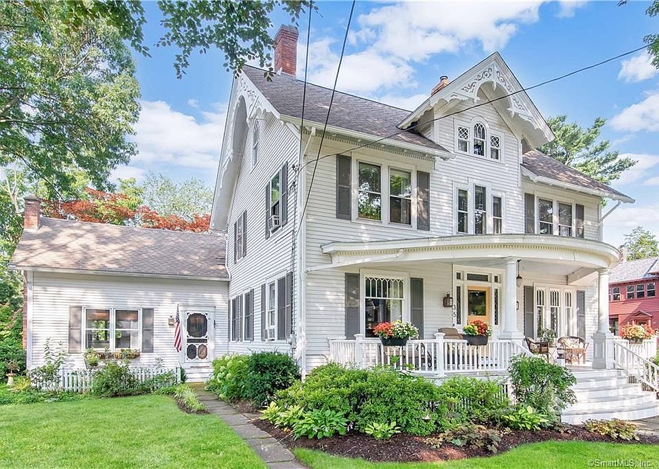 35 School St, Enfield, CT 06082 Zillow