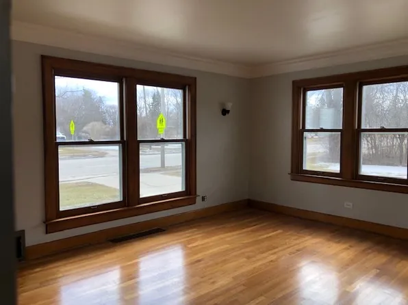 2611 Ashman St, Midland, MI 48640