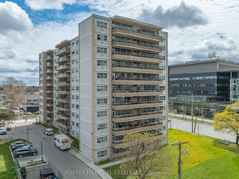 1130 Wilson Ave #306 — Photo 22