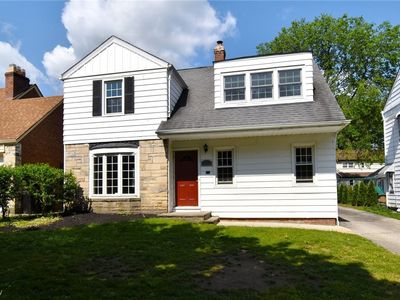 2516 Laurelhurst Rd, University Heights, OH, 44118