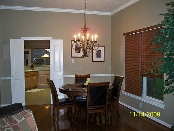 Formal dining room