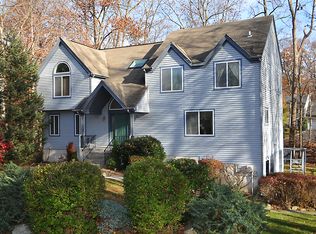 6 Stephen Ln, Cortlandt Manor, NY 10567
