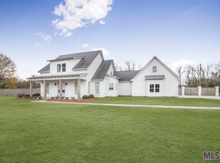 40223 Patty Jo Dr, Prairieville, LA 70769