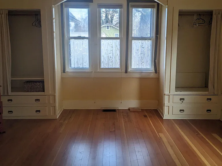 SE 41st Ave — Photo 7
