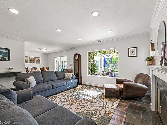 5th image of 24 Rodeo