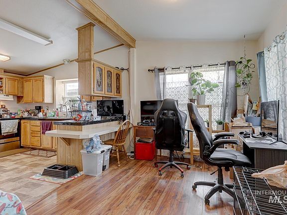 5th image of 7447 W Settlers Ave