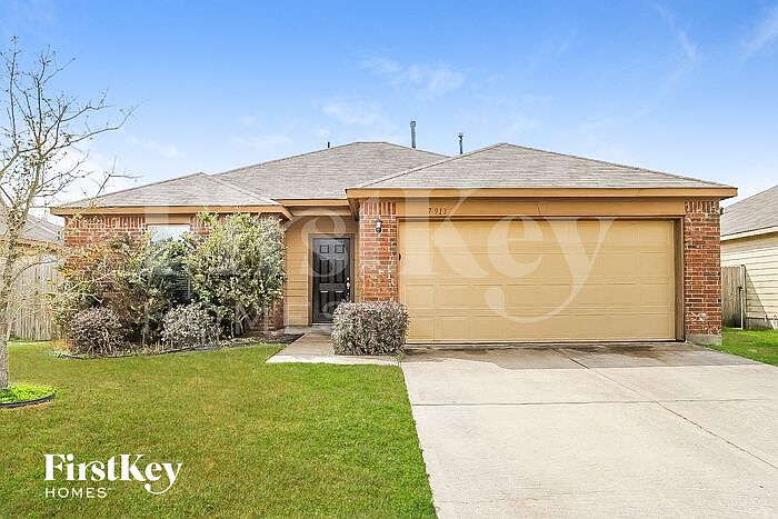 1st image of 7913 Big Oak Dr
