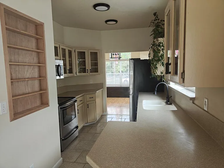 87 Red Cedar St — Photo 5