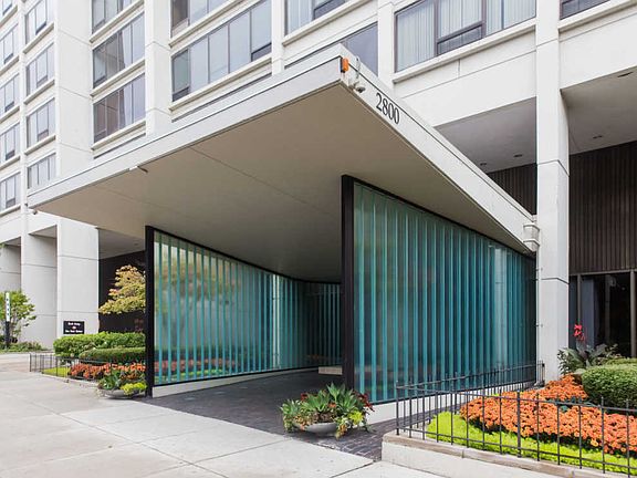 2nd image of 2800 N Lake Shore Dr APT 3105