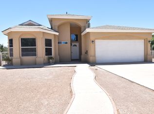 1060 Kimberley St, El Paso, TX 79932