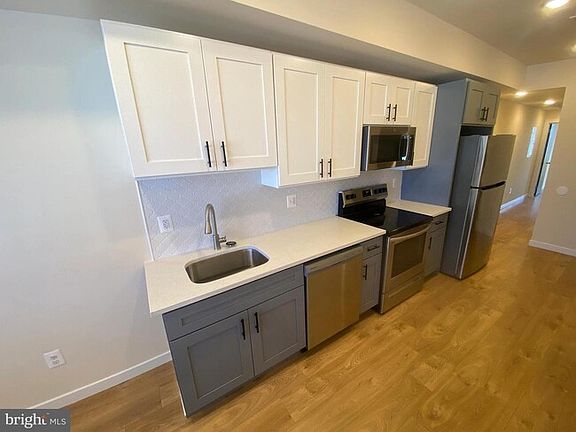 2nd image of 5614 Catharine St Unit 2