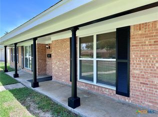 2303 Bon Aire Ave, Victoria, TX 77901