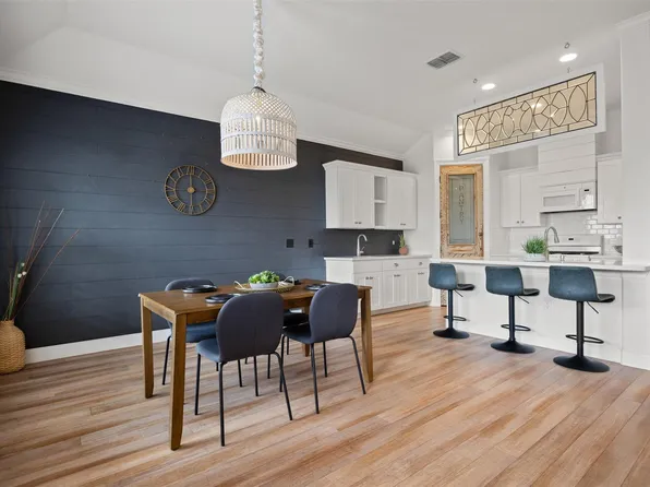 1705 Cherrywood Dr, Fredericksburg, TX 78624