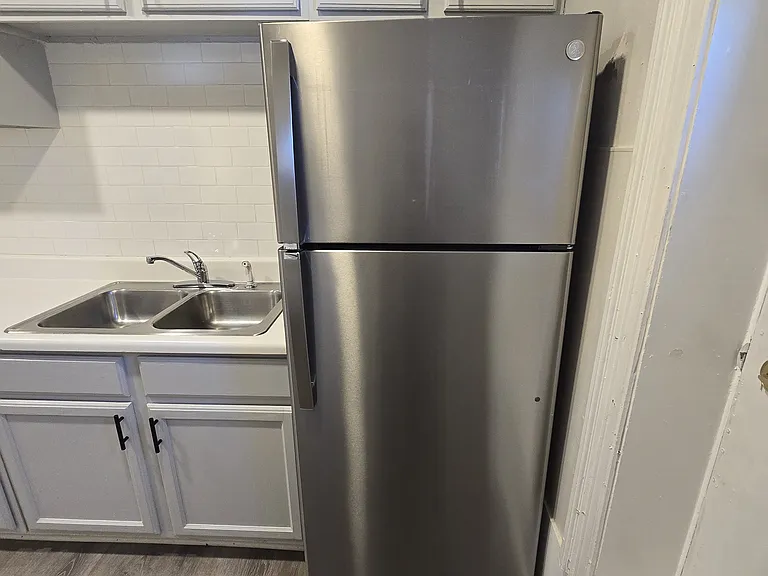 49 N West End Ave #5 — Photo 9