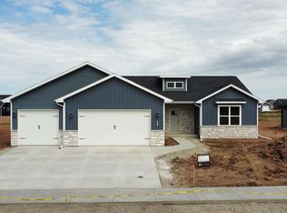 N9246 Homestead Ln, Appleton, WI 54915