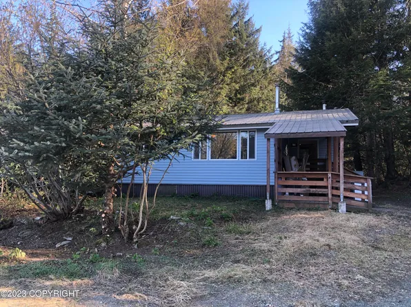 66 Deishu Dr, Haines, AK 99827