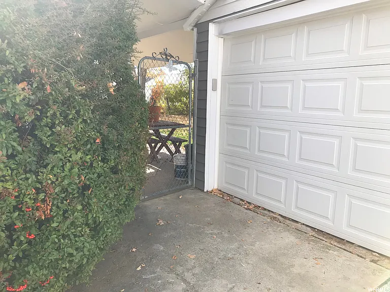 3885 S Nordin Ave — Photo 14