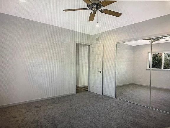 3rd image of 525 E Mariposa Ave #1/2