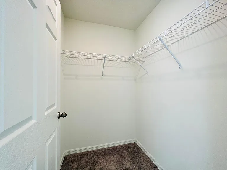 1094 Harlingen Rd SW — Photo 17