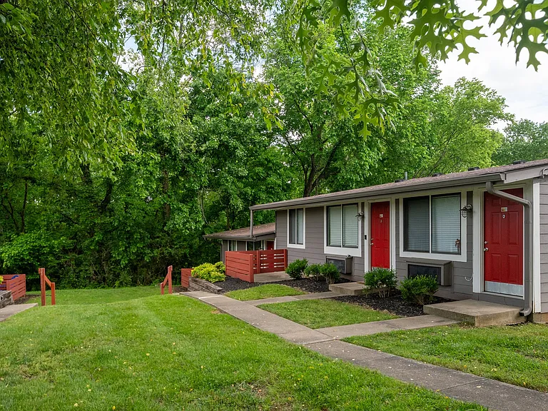 Retreat at Indian Lake - Apartments Exterior