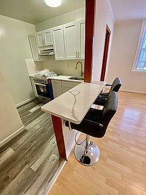 1st image of 2818 Ditmars Blvd Floor 2