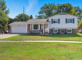 5135 Cheryl Dr, Almont, MI 48003