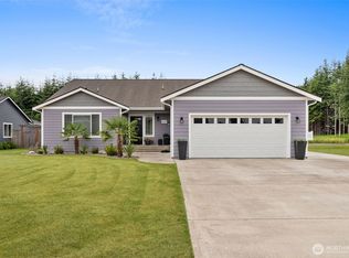 611 Woodside Rd, Cosmopolis, WA 98537