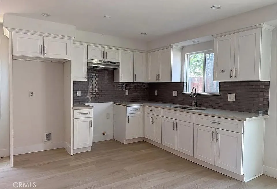 3 bed, 1700 sqft, $4,200 — Photo 3