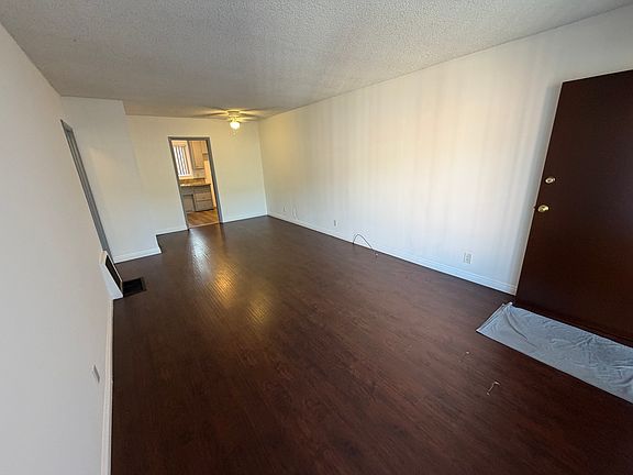 3rd image of 1379 E Acacia Ave #1379