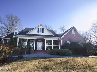 5641 Ridgeway Cir, Gainesville, GA 30506