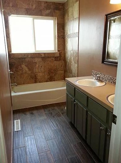 Upstairs Bathroom