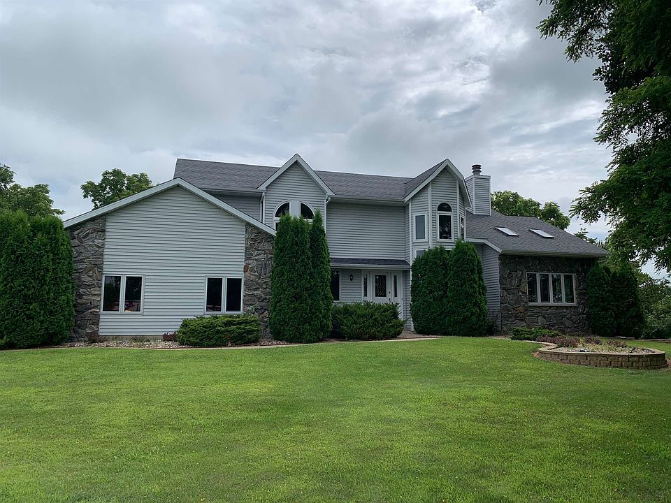 W11380 Ninabuck Rd, Columbus, WI 53925 | MLS #2018419 | Zillow