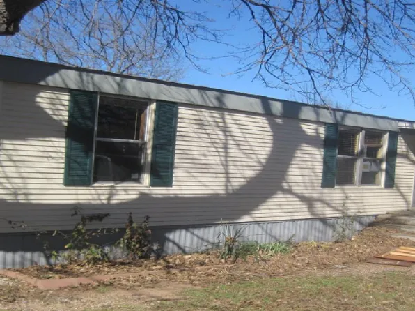 3717 Greenbrook St, Granbury, TX 76048
