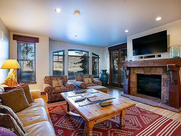 5th image of 2900 E Deer Valley Dr #4102
