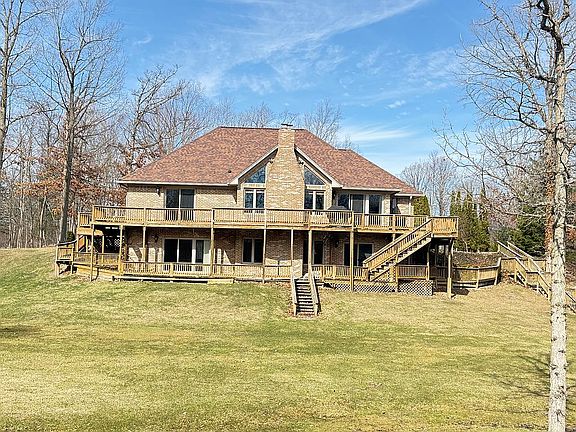 2nd image of 6767 Puttygut Rd