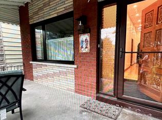 34 Ulster St, Toronto, ON M5S 1E3