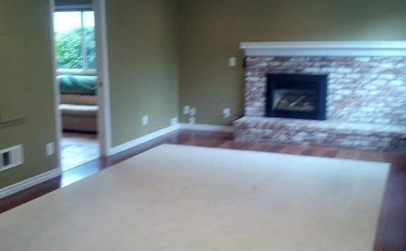 2nd image of 794 Bend Ave