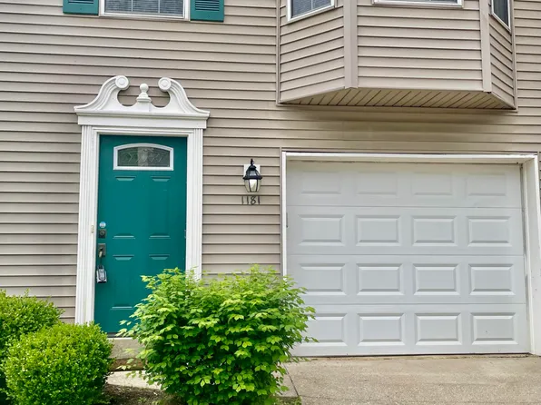 1181 Ashford Ln, Lexington, KY 40515