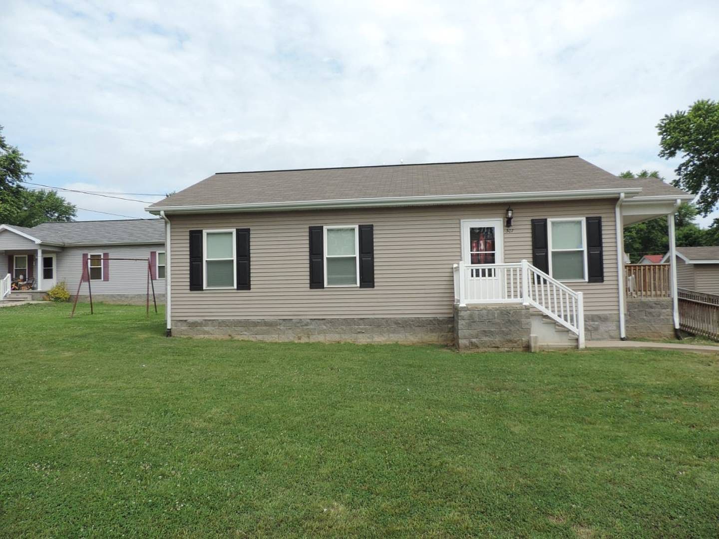 307 Guitar Ave, Drakesboro, KY 42337 Zillow