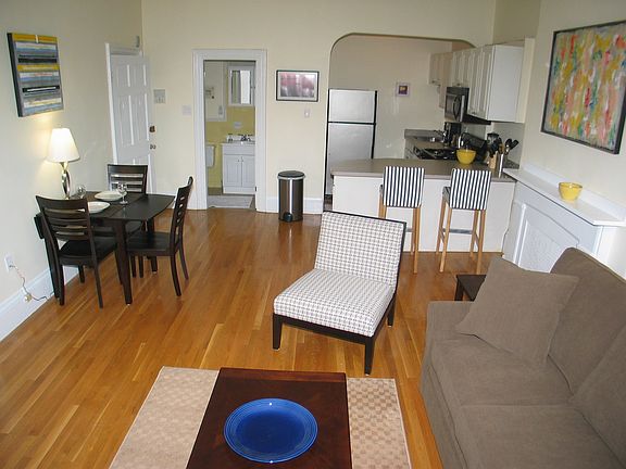 3rd image of 670 Tremont St APT 7