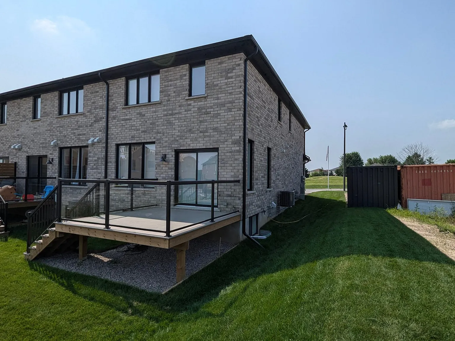 40 Walker Rd Ingersoll — Photo 3