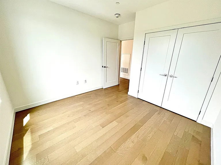 45 Lewis St #518 — Photo 16