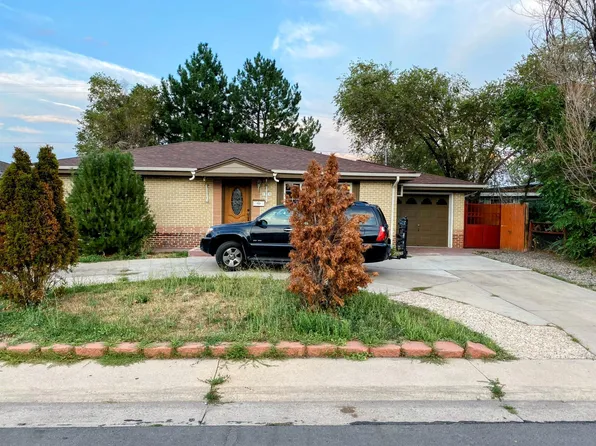 1374 S Benton St, Lakewood, CO 80232