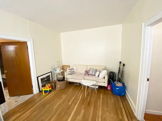 Rented by Modern Spaces | media 15