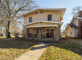 1607 W Oak St, Collinsville, OK 74021