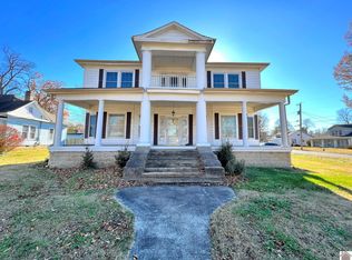 404 Backusburg Rd, Mayfield, KY 42066