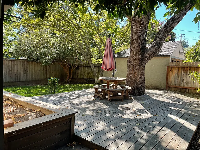 4812 T St — Photo 20