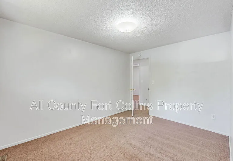 1403 E 7th St #A — Photo 14