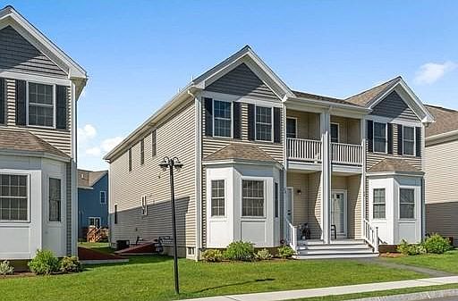 2nd image of 72 Denworth Bell Cir Unit 72
