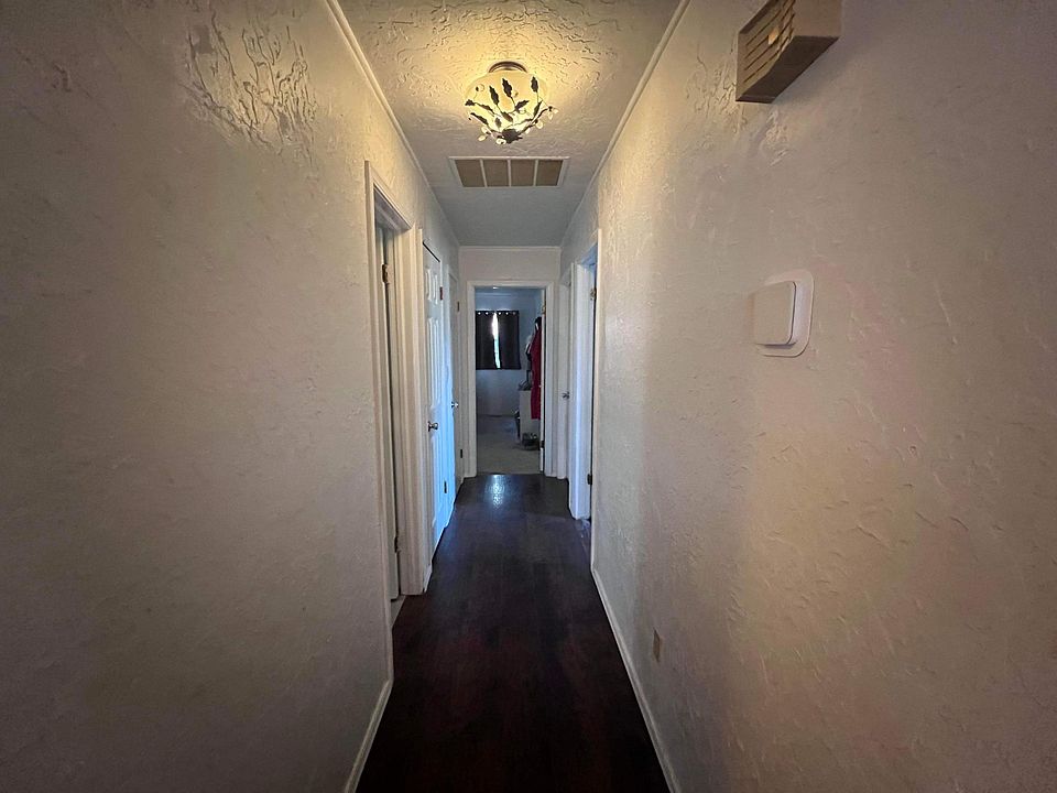 1st image of 1219 W Boston Ct S